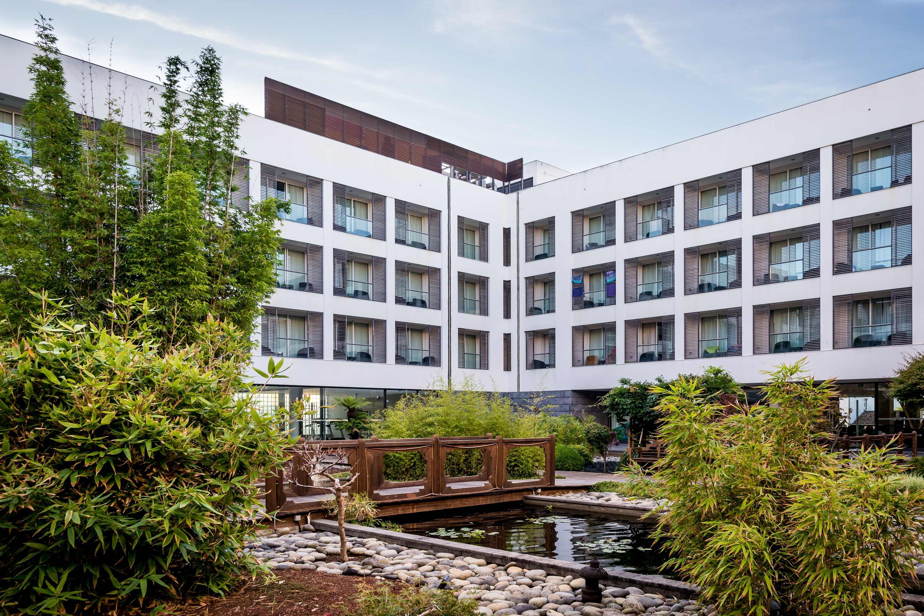 Azoris Royal Garden - Leisure & Conference Hotel Ponta Delgada  Exterior photo